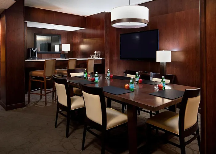 Delta Hotels By Marriott Edmonton South Conference Centre
